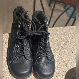 Harley-Davidson boots lace up women’s size 9